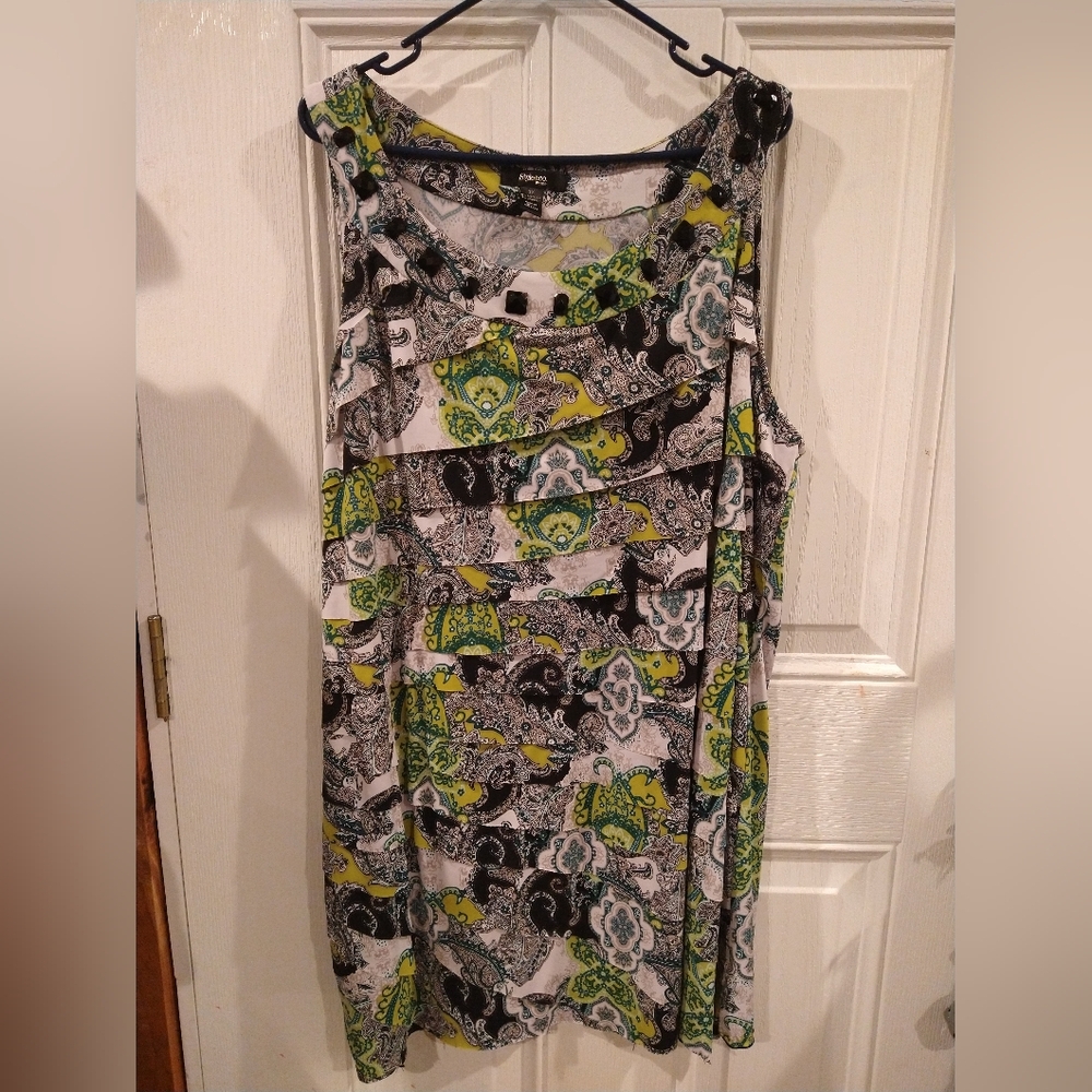 Dress. 37 x 27. Plus